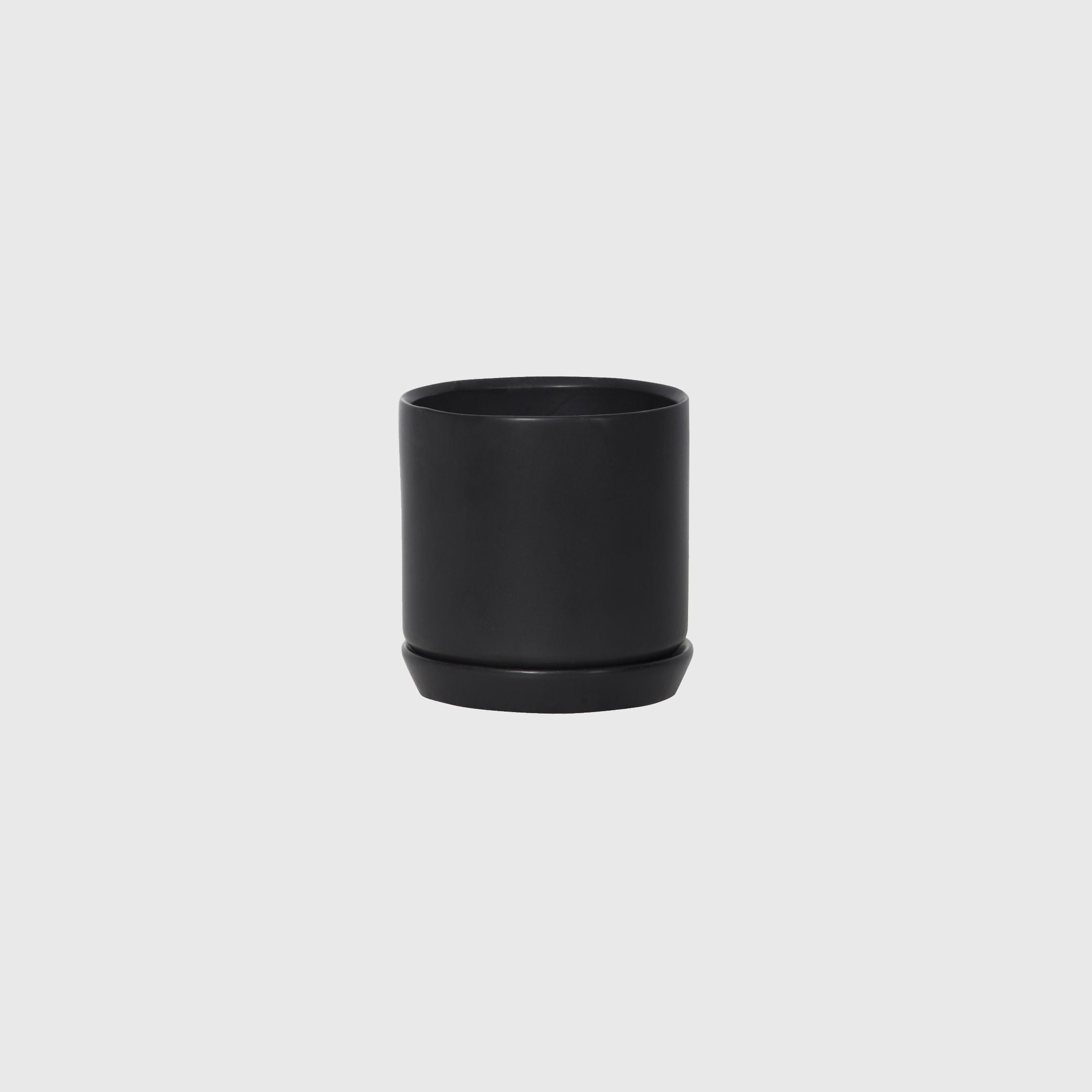 Potted SMALL Oslo Planter Jet Black