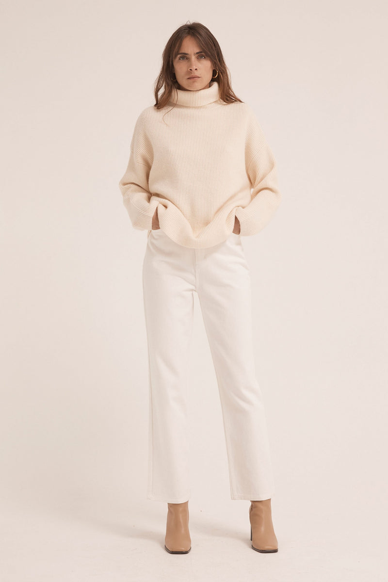 Third Form Oversized Knit Turtleneck - Cream