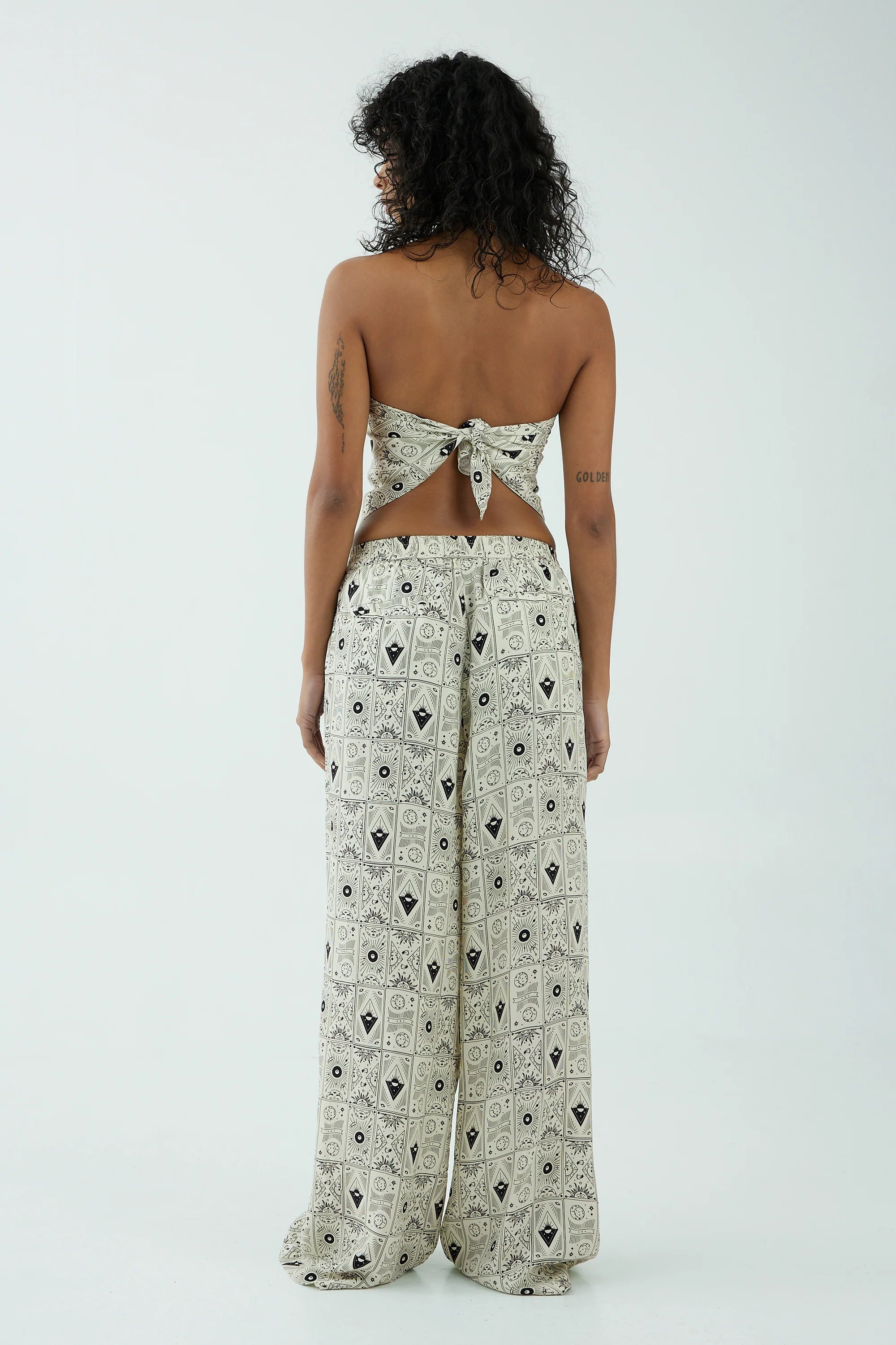 Third Form Tarot Card Trouser